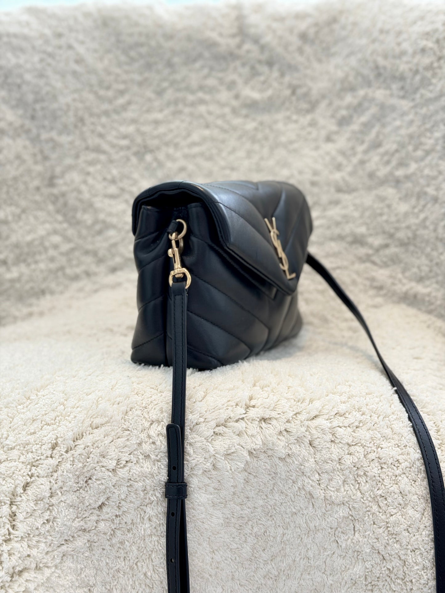 Saint Laurent LouLou Toy – Matelassé Calfskin Crossbody Bag