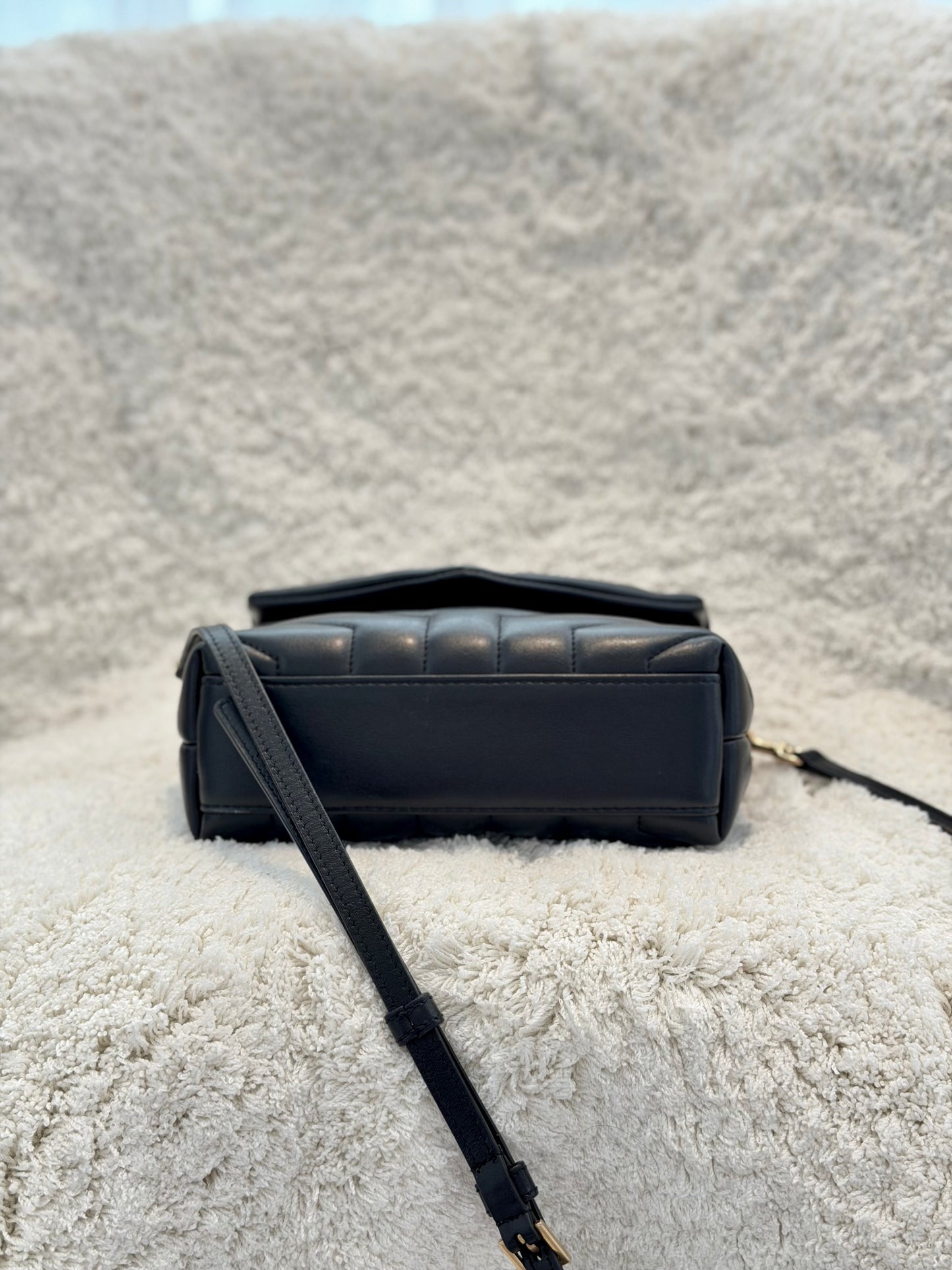 Saint Laurent LouLou Toy – Matelassé Calfskin Crossbody Bag